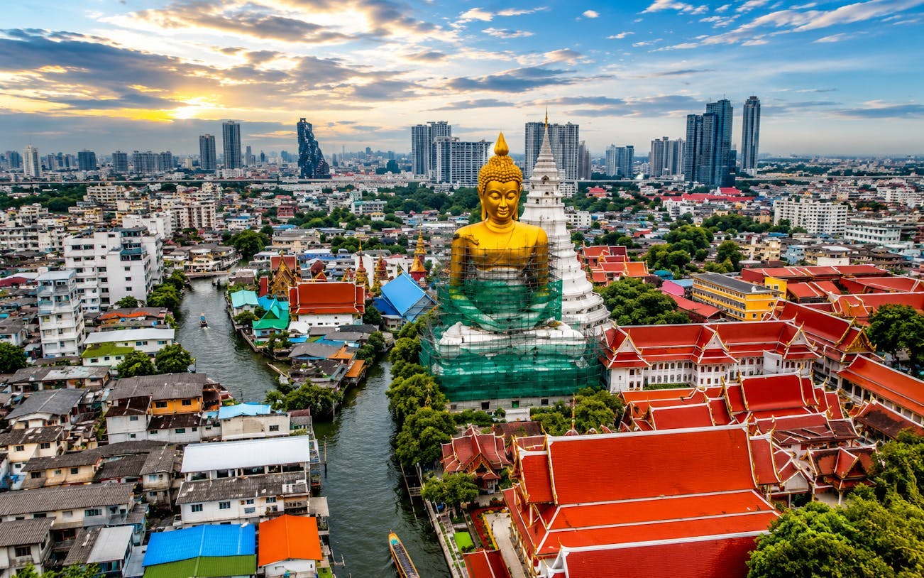 Bangkok: Private Golden Buddha, Temples & Canal Communities Image 3