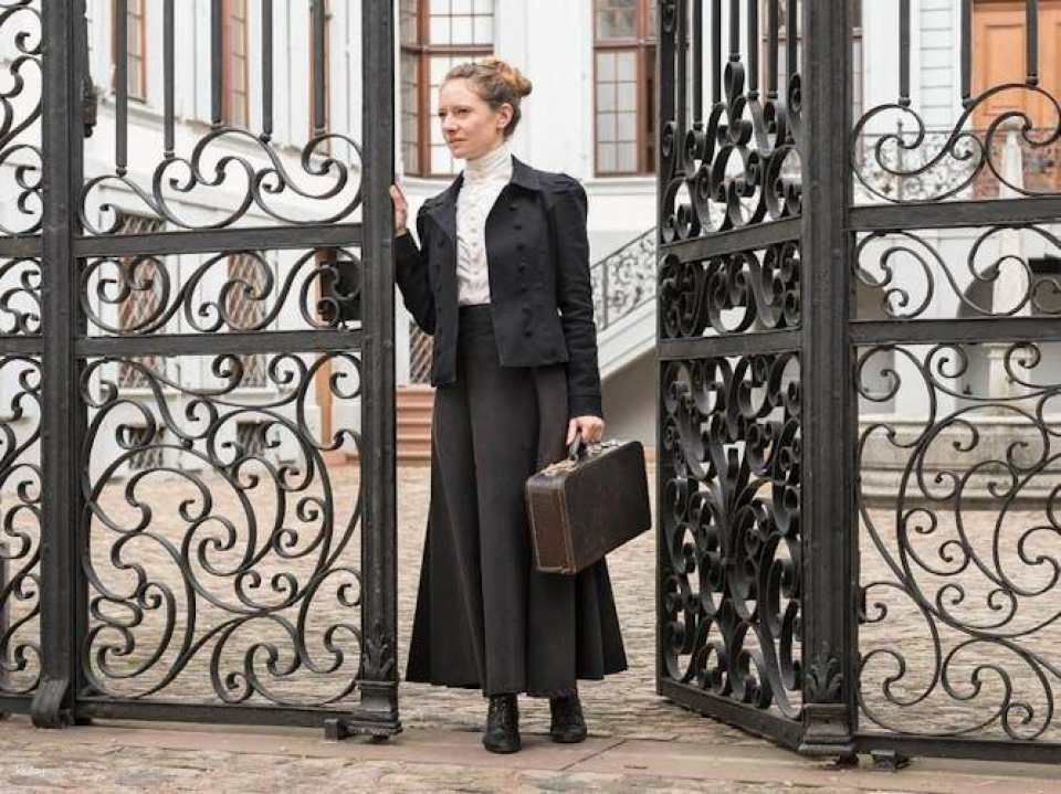 Behind closed doors guided walking tour in Basel