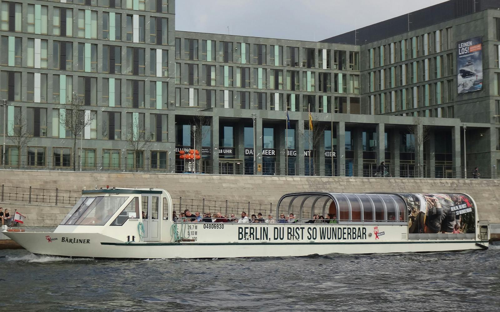 Berlin: 1 Hour Sightseeing Cruise on the River Spree Image 3