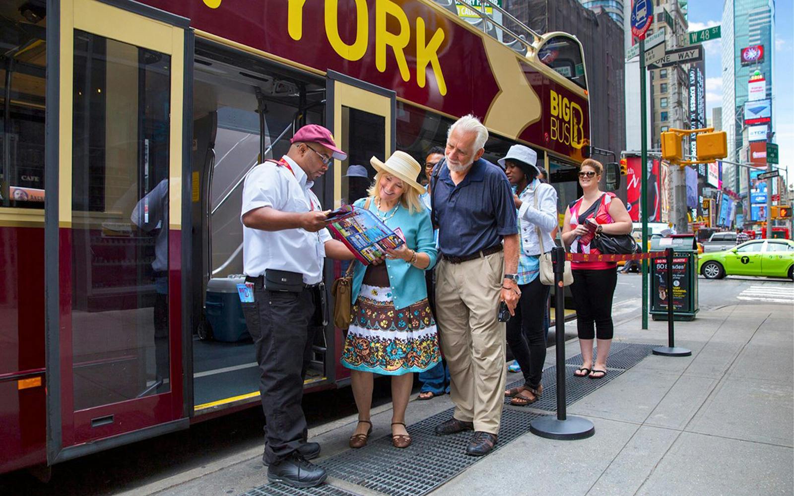 Big Bus: New York City Hop-on Hop-off Bus Tour Image 5