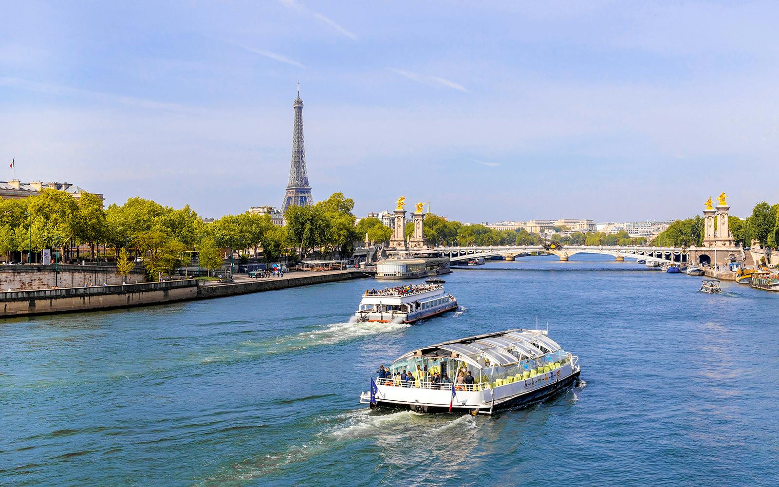Big Bus: Paris Hop-on Hop-off Bus Tour with Optional Seine River Cruise Image 11