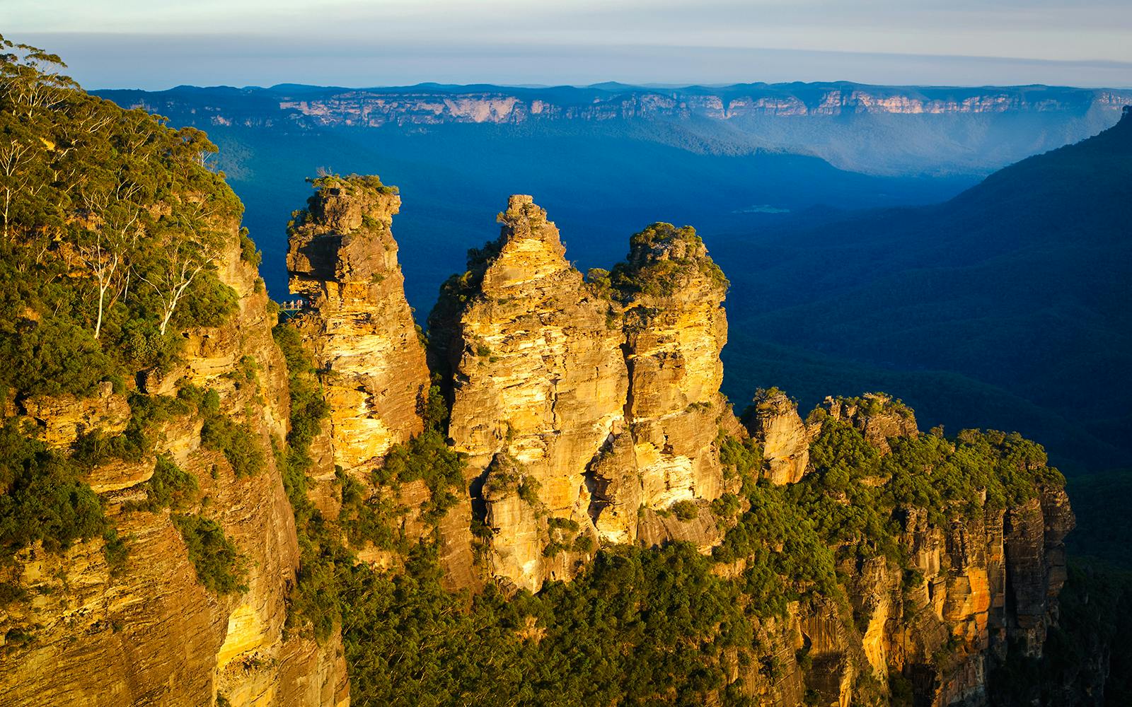 Blue Mountains Tour with Scenic World & Sydney Zoo or Featherdale Wildlife Park Image 12