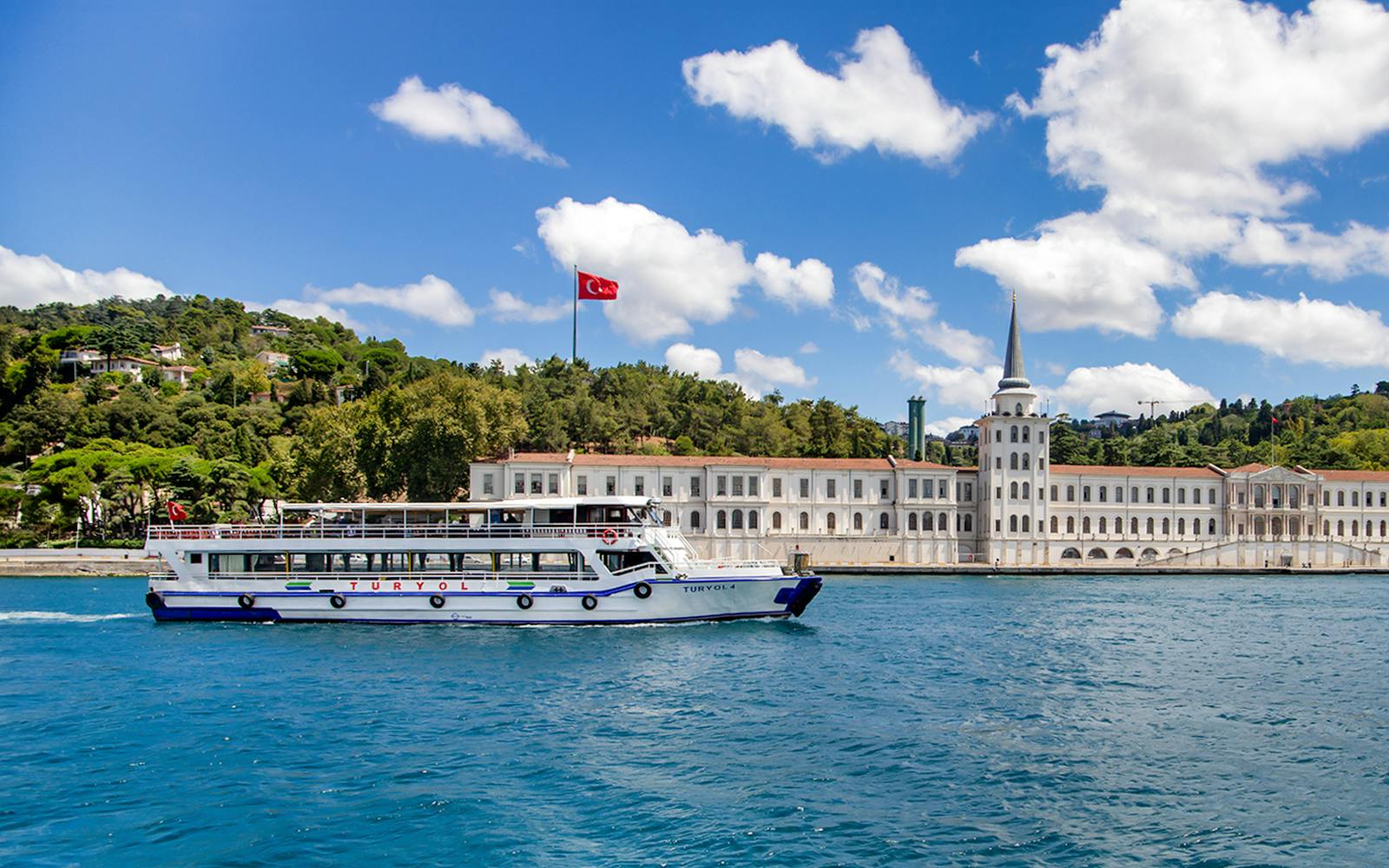 Bosphorus Sightseeing Cruise with Optional Audio Guide Image 1