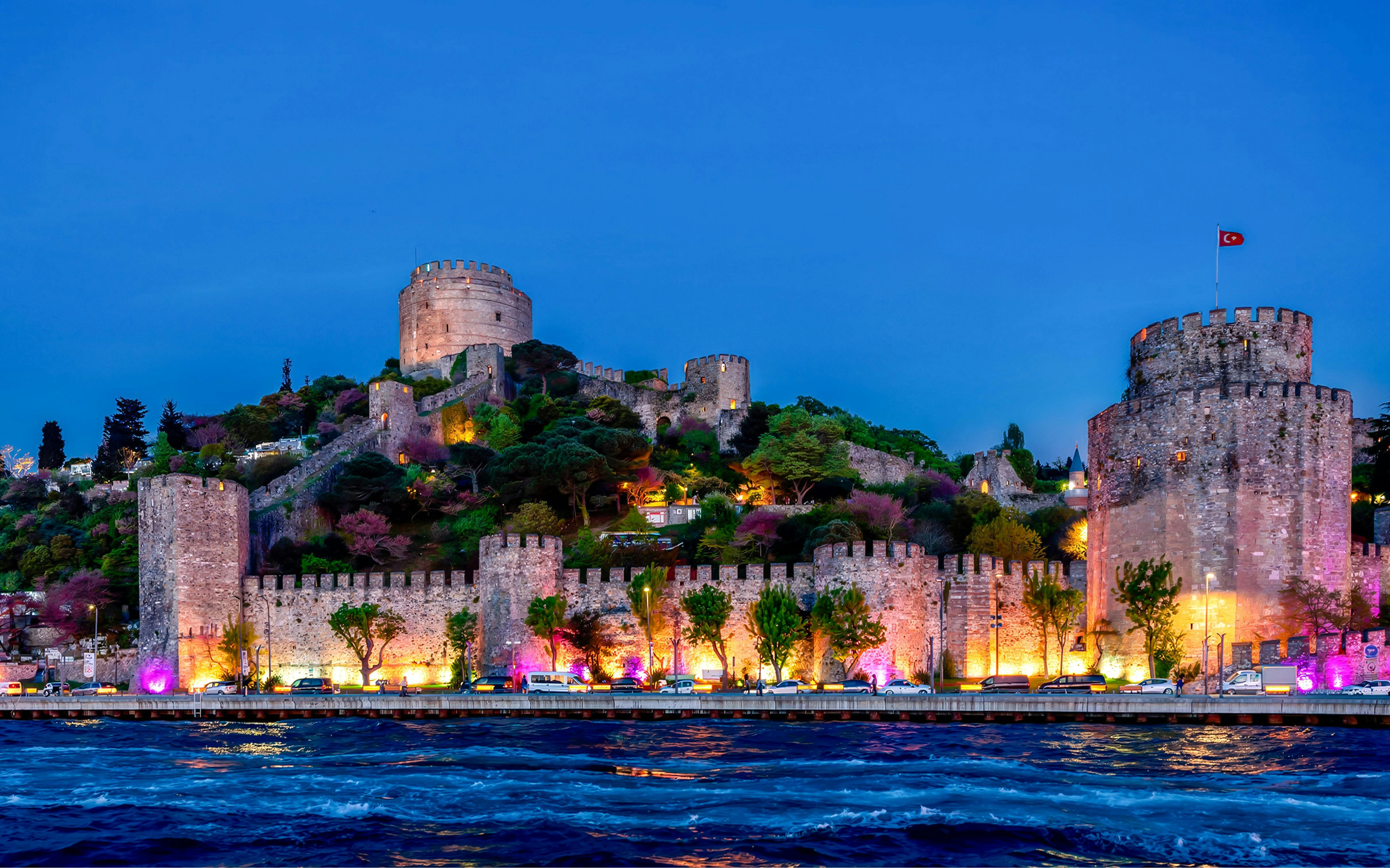 Bosphorus Sunset Cruise with Drinks & Snacks Image 5
