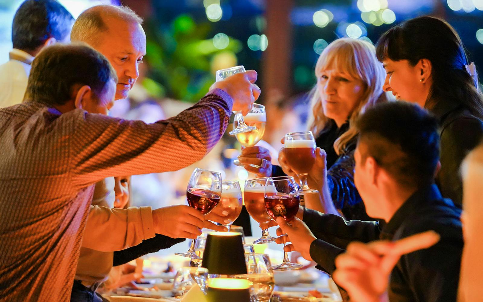 Bosphorus Yacht Sightseeing Cruise with Soft Drinks & Snacks Image 12