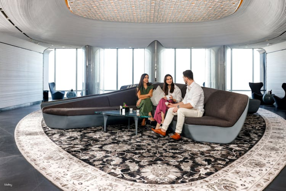 Burj Khalifa fast-track tickets: levels 124, 125 and 148