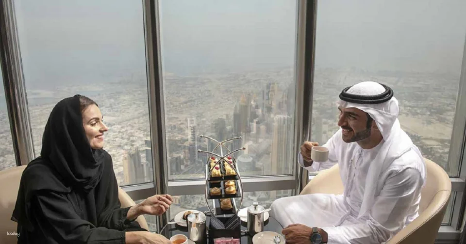 Burj Khalifa - The Lounge