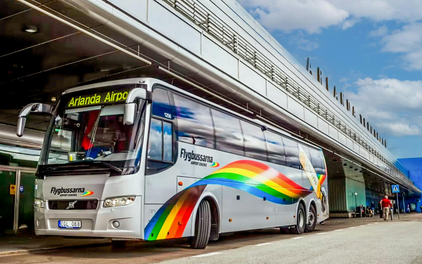 Bus Transfer: Flygbussarna Airport Coaches One-Way Transfers Between Arlanda Airport and Stockholm Central Station Image 4