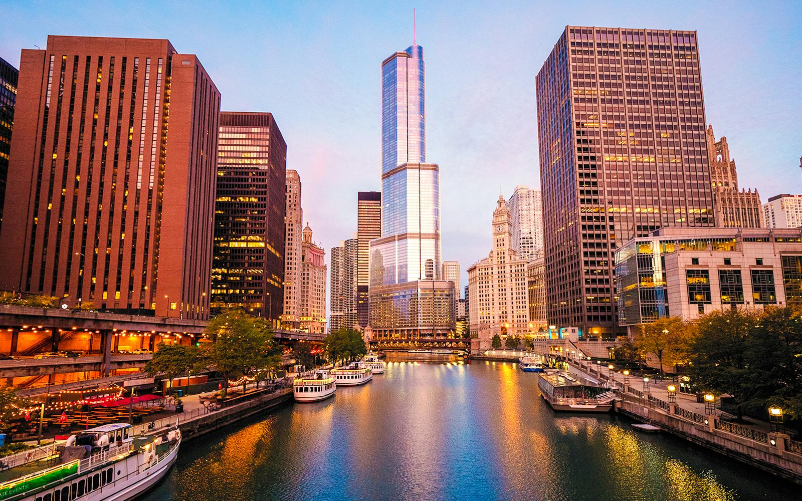 Chicago Architecture Evening Cruise by Shoreline Image 1
