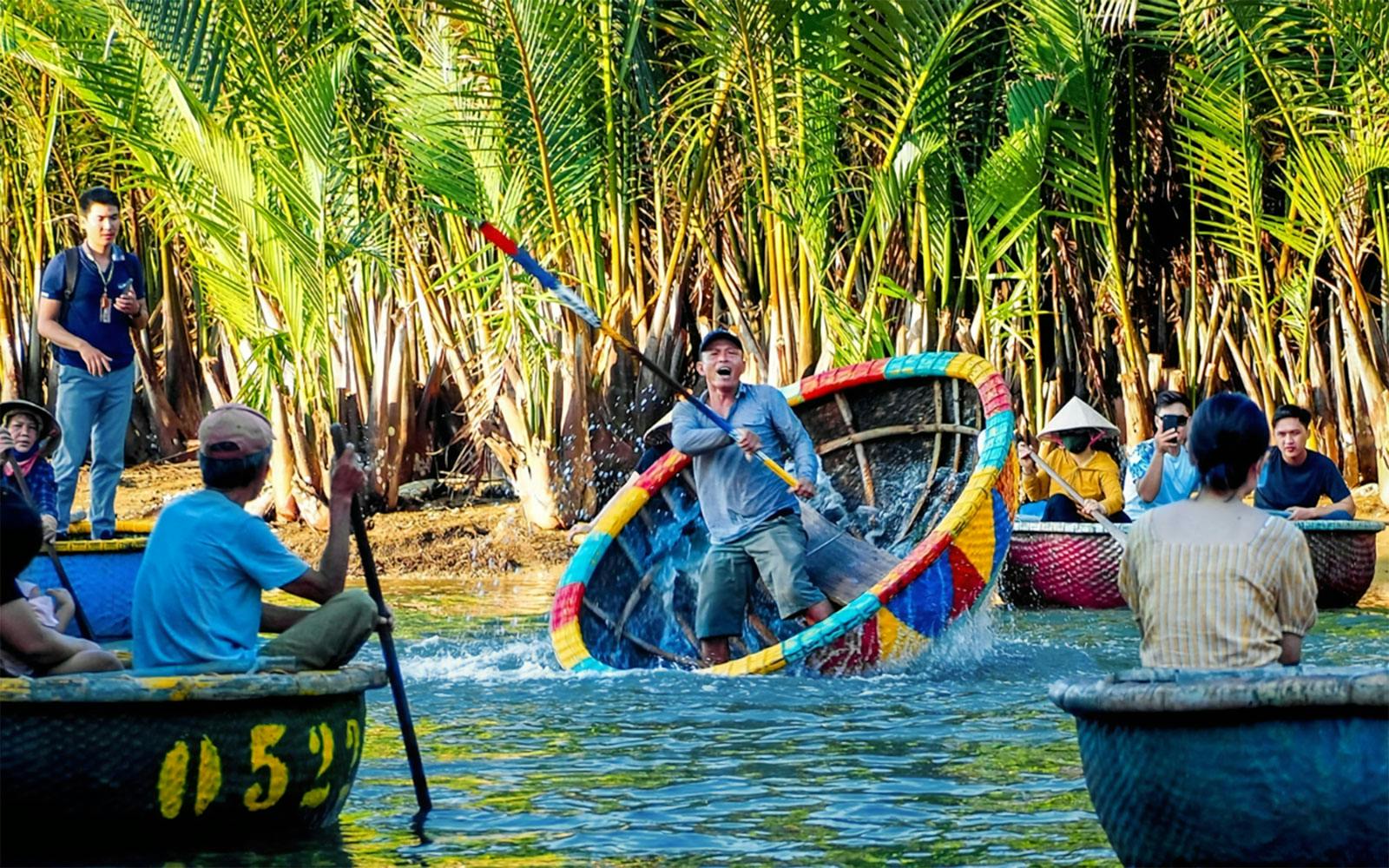 Coconut Boat Ride, Hoi An City Tour, Lantern Release & Dinner Image 3