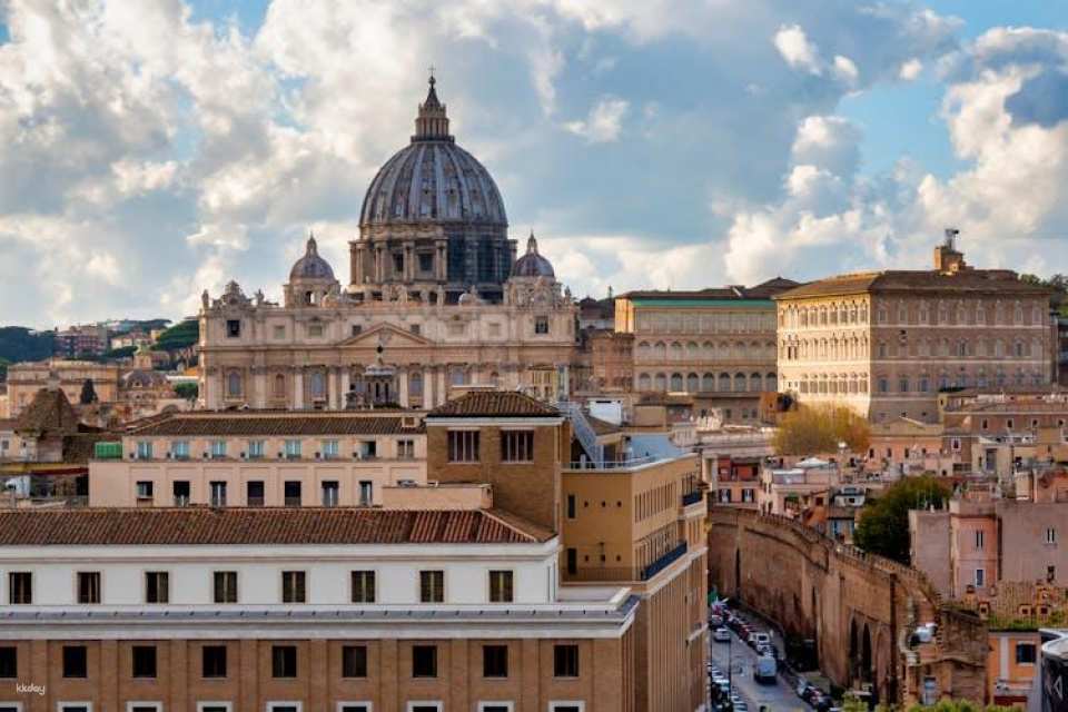 Combined access to Passetto di Borgo and Castel Sant'Angelo
