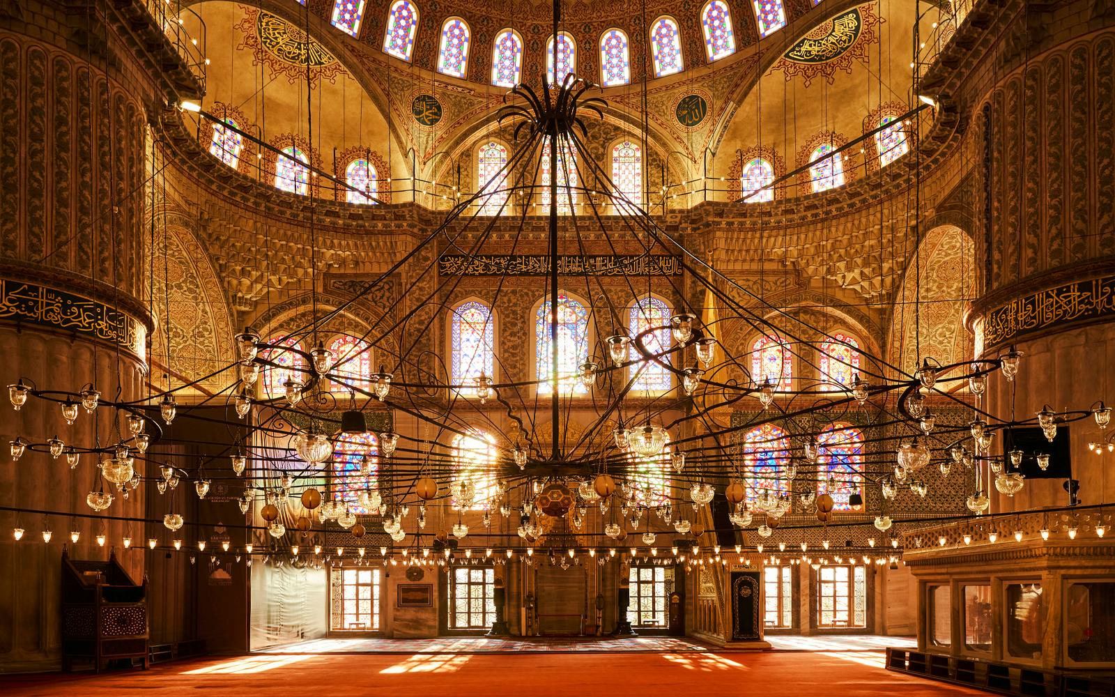 Combo: Basilica Cistern + Hagia Sophia + Blue Mosque Skip-the-Line Tickets with Optional Guided Tour Image 12