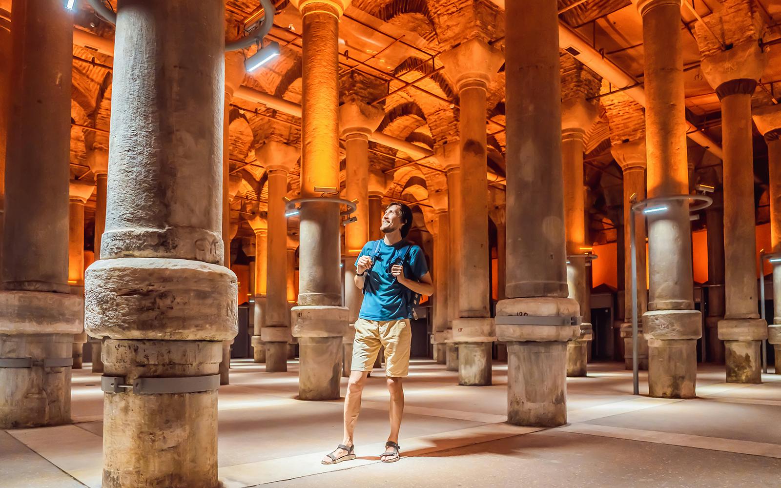 Combo: Dolmabahçe Palace + Basilica Cistern Skip-the-Line Tickets with Audio Guide Image 4