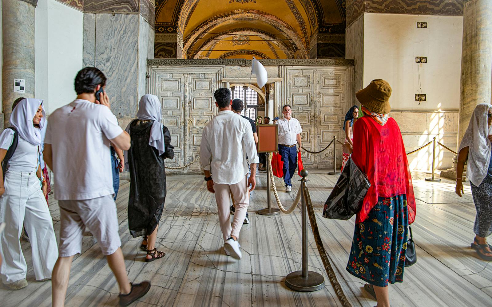 Combo: Hagia Sophia + Basilica Cistern Skip-the-Line Tickets with Audio Guide Image 11