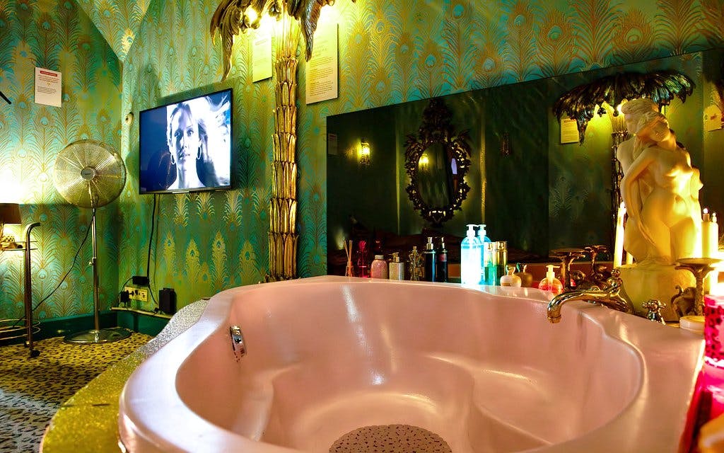Combo: Red Light Secrets Museum of Prostitution  + Amsterdam Canal Cruise Tickets Image 3