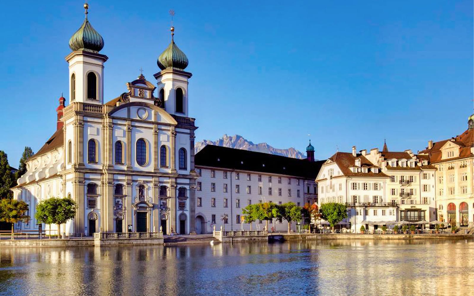 Day Trip to Lucerne from Zürich with Yacht Cruise Image 2
