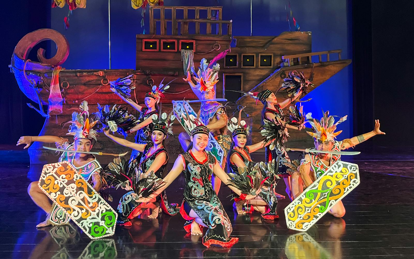 Devdan Show Tickets for Indonesian ID/KITAS Holders Image 2