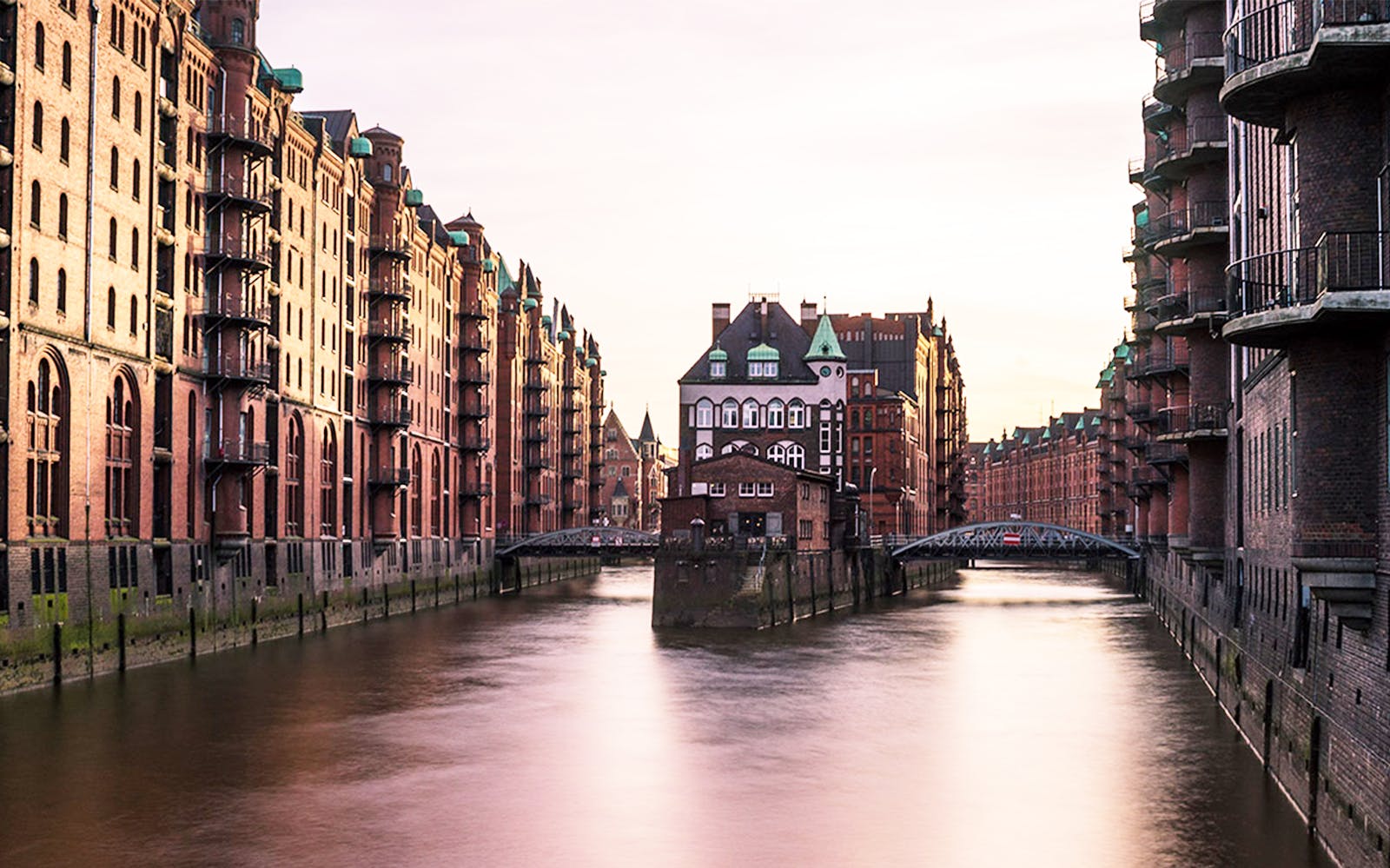 Discover Hamburg Walking Tour Image 1
