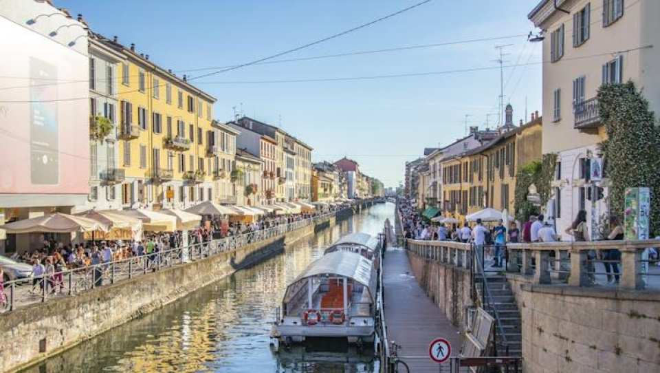 Discover Milan's photogenic places with a local