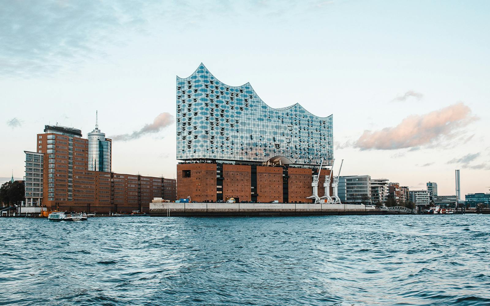 Elbphilharmonie Exterior Guided Walking Tour Image 1