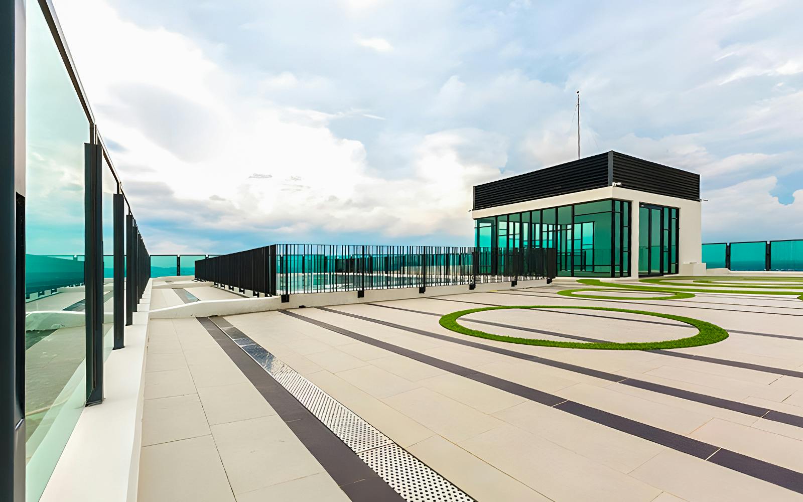Entry Ticket to The Shore Sky Tower Image 2