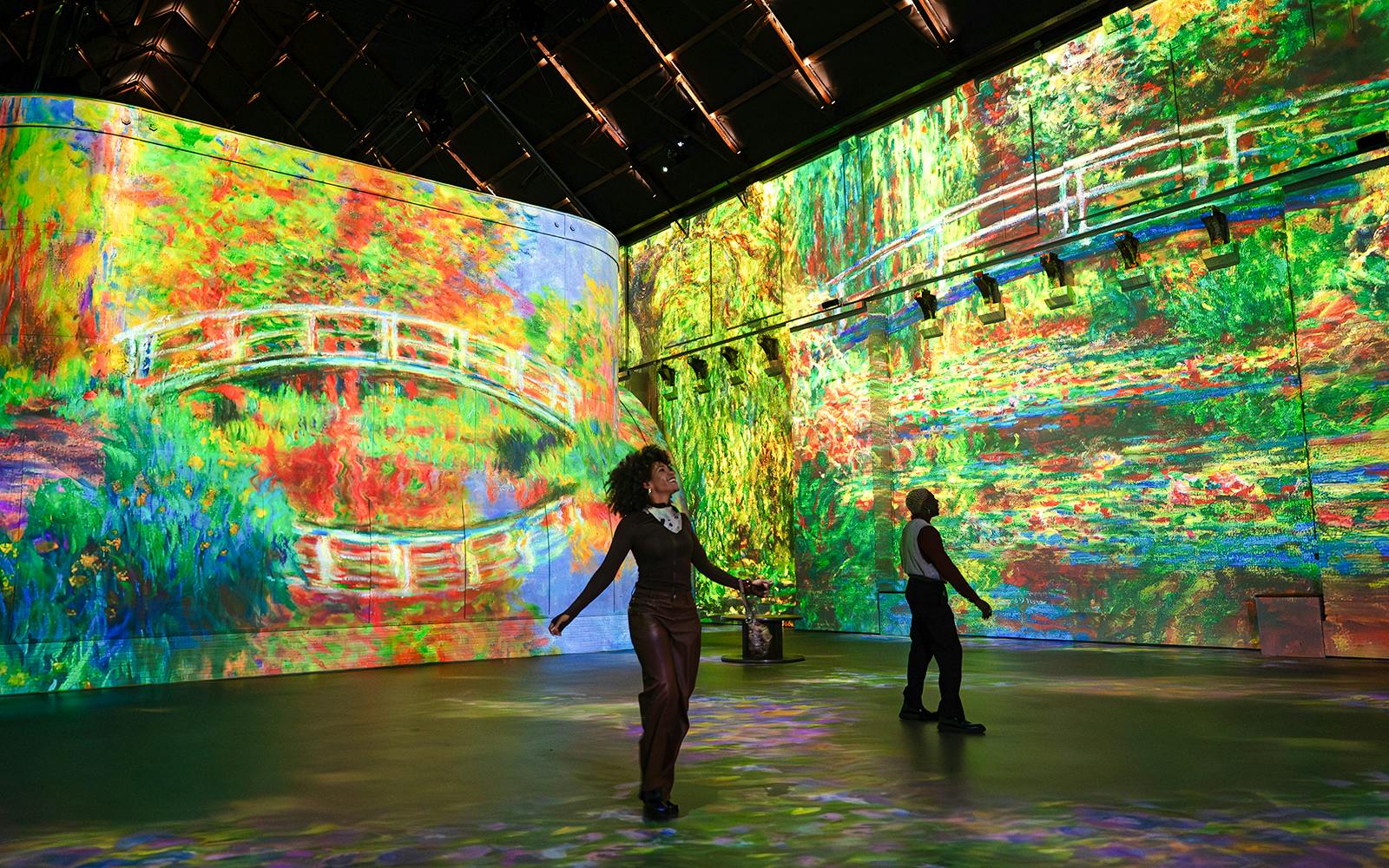 Fabrique des Lumières Tickets: Monet, Master of Impressionism Exhibition Image 1