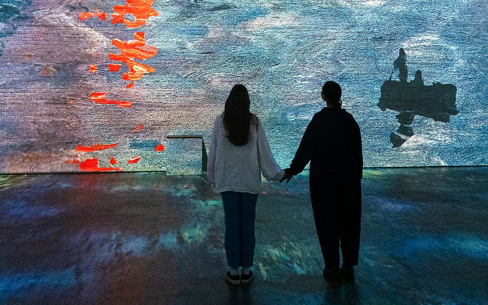 Fabrique des Lumières Tickets: Monet, Master of Impressionism Exhibition Image 6