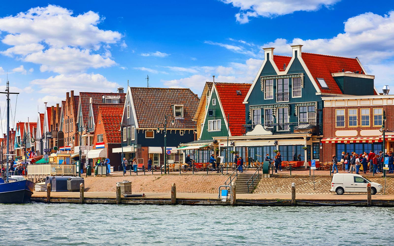 From Amsterdam: Zaanse Schans and Volendam Guided Tour Image 4