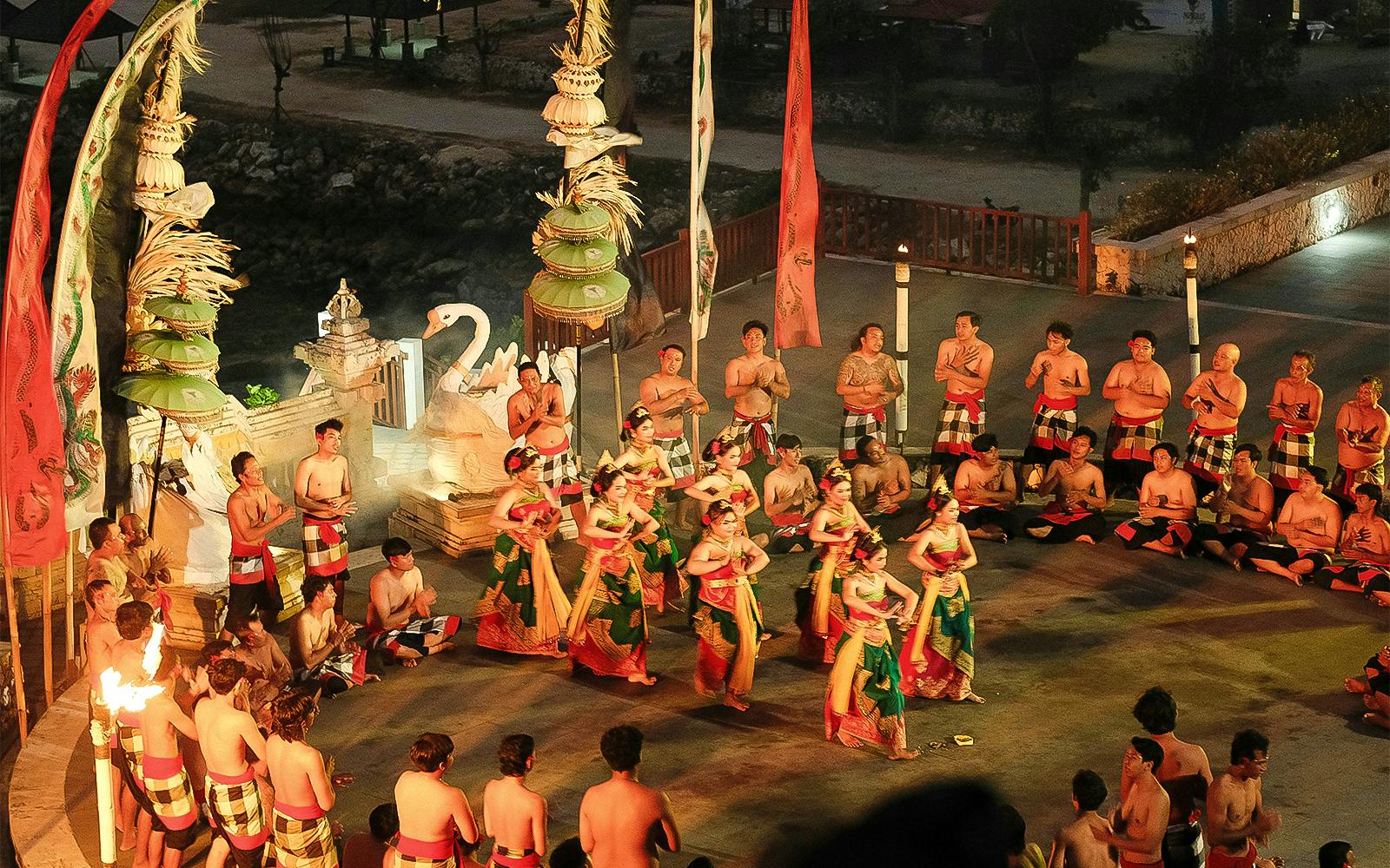 From Bali: Private Tour of Tanah Lot, Uluwatu Temple & Kecak Dance Show at Sunset Image 3