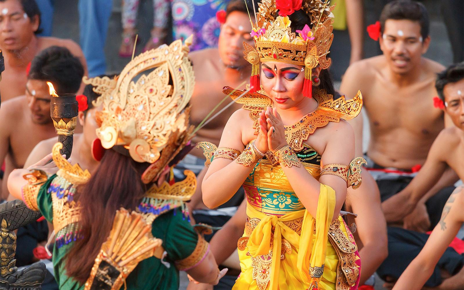 From Bali: Uluwatu Temple Sunset Tour with Kecak & Fire Dance Show Image 5
