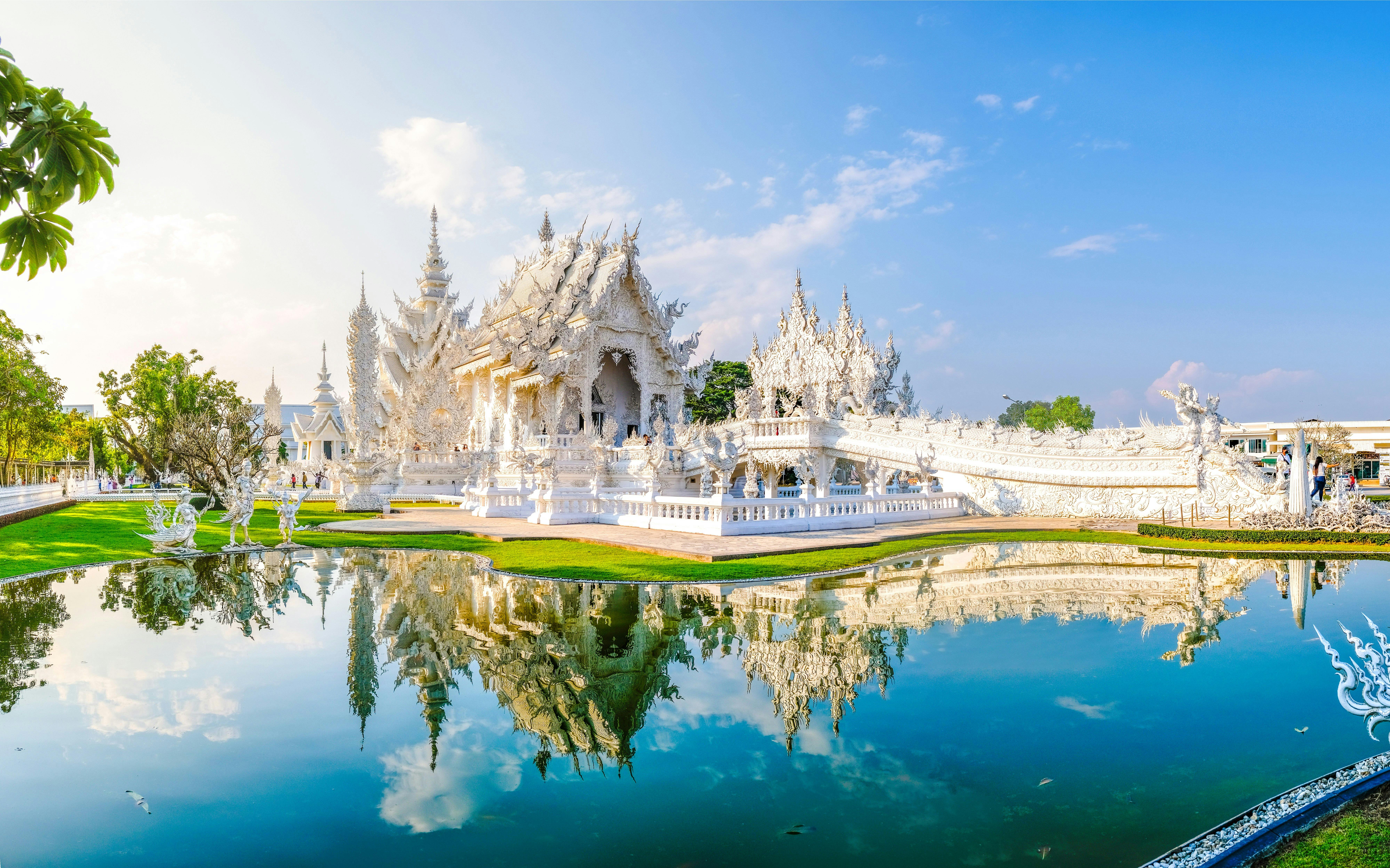 From Chiang Mai: Chiang Rai Temples, Hot Springs, Long Neck Village Image 1