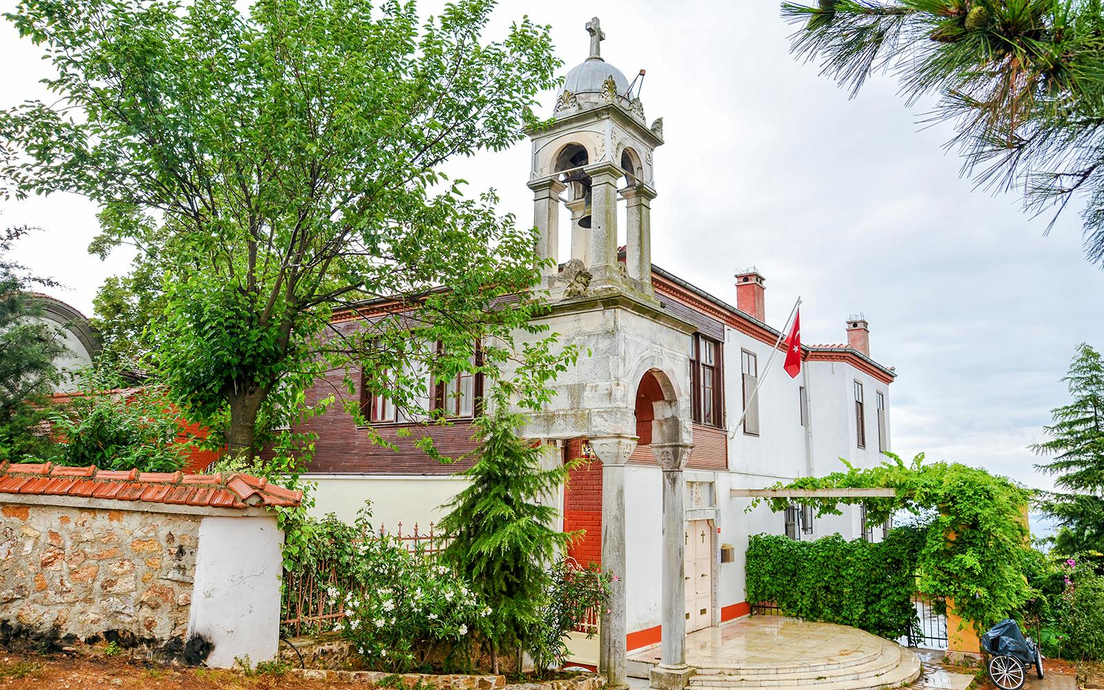 From Istanbul: Full-Day Princes’ Islands Tour to Heybeliada and Buyukada with Transfers Image 9