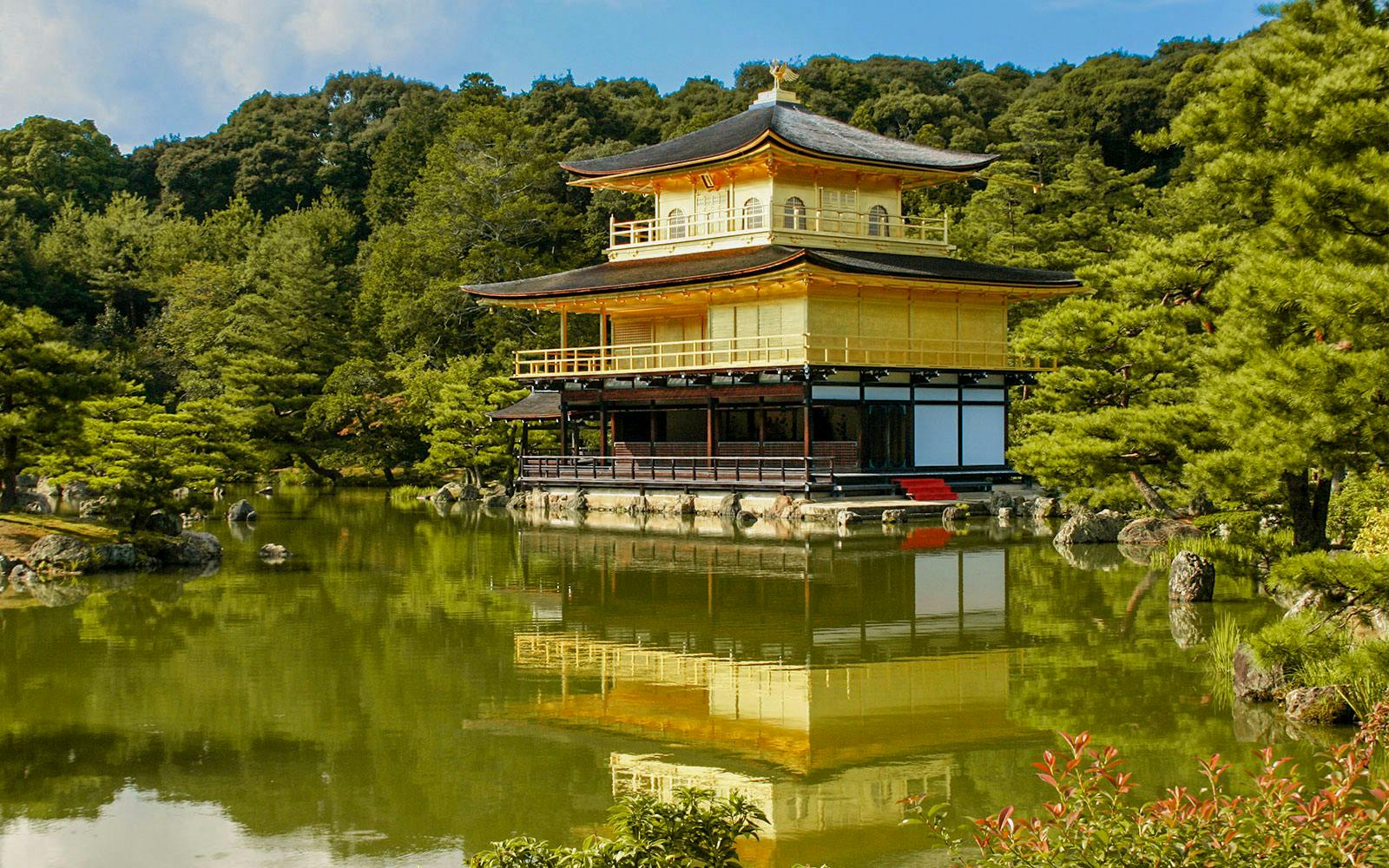 From Kyoto/Osaka: Kinkakuji, Kiyomizu Temple Area, & Fushimi-Inari Shrine Guided Day Tour Image 2