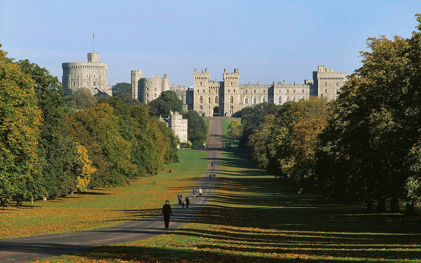 From London: Windsor Castle Half-Day Tour Image 9