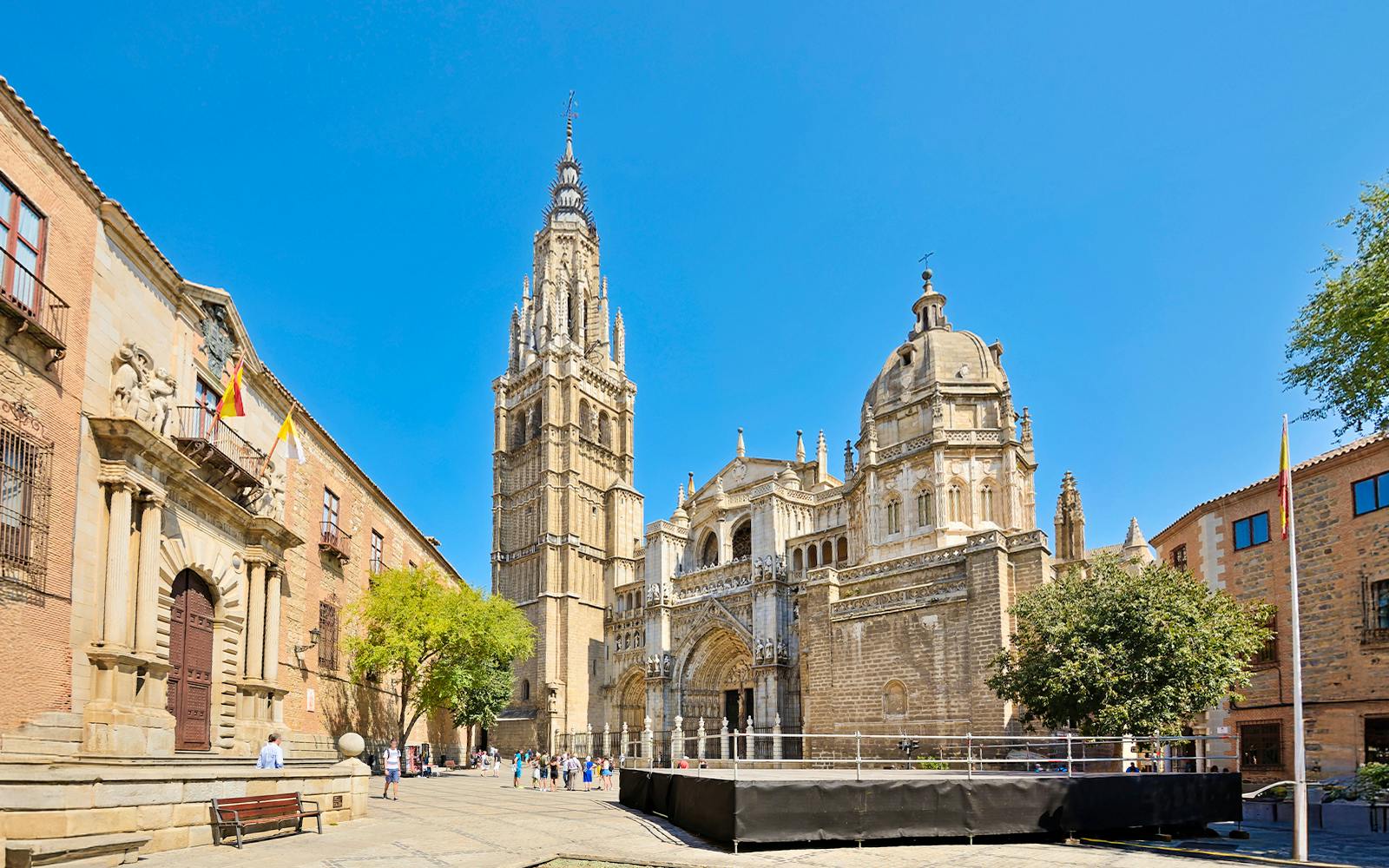 From Madrid: Toledo Day Trip with Tickets to 7 Monuments Image 2