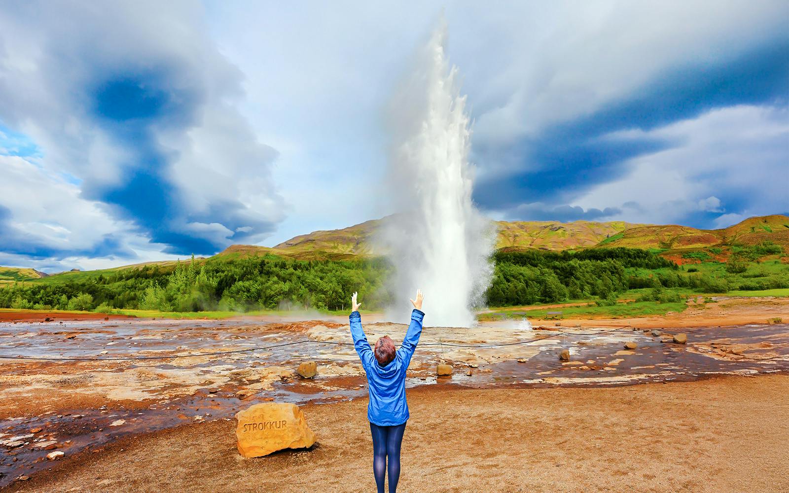 From Reykjavik: Day Tour of Golden Circle, Kerid Crater & Secret Lagoon Image 1