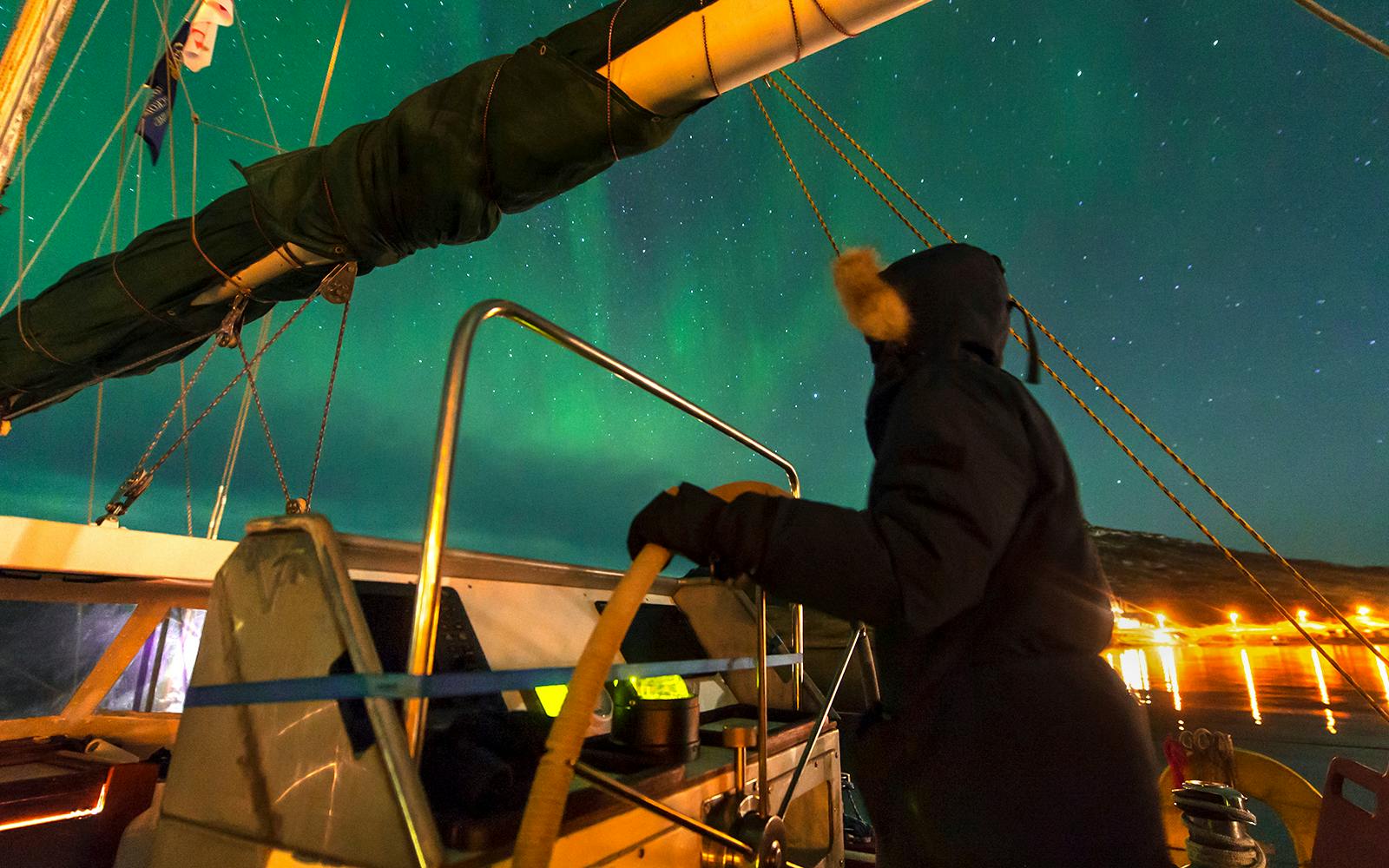 From Reykjavik: Northern Lights Sightseeing Cruise
 Image 2