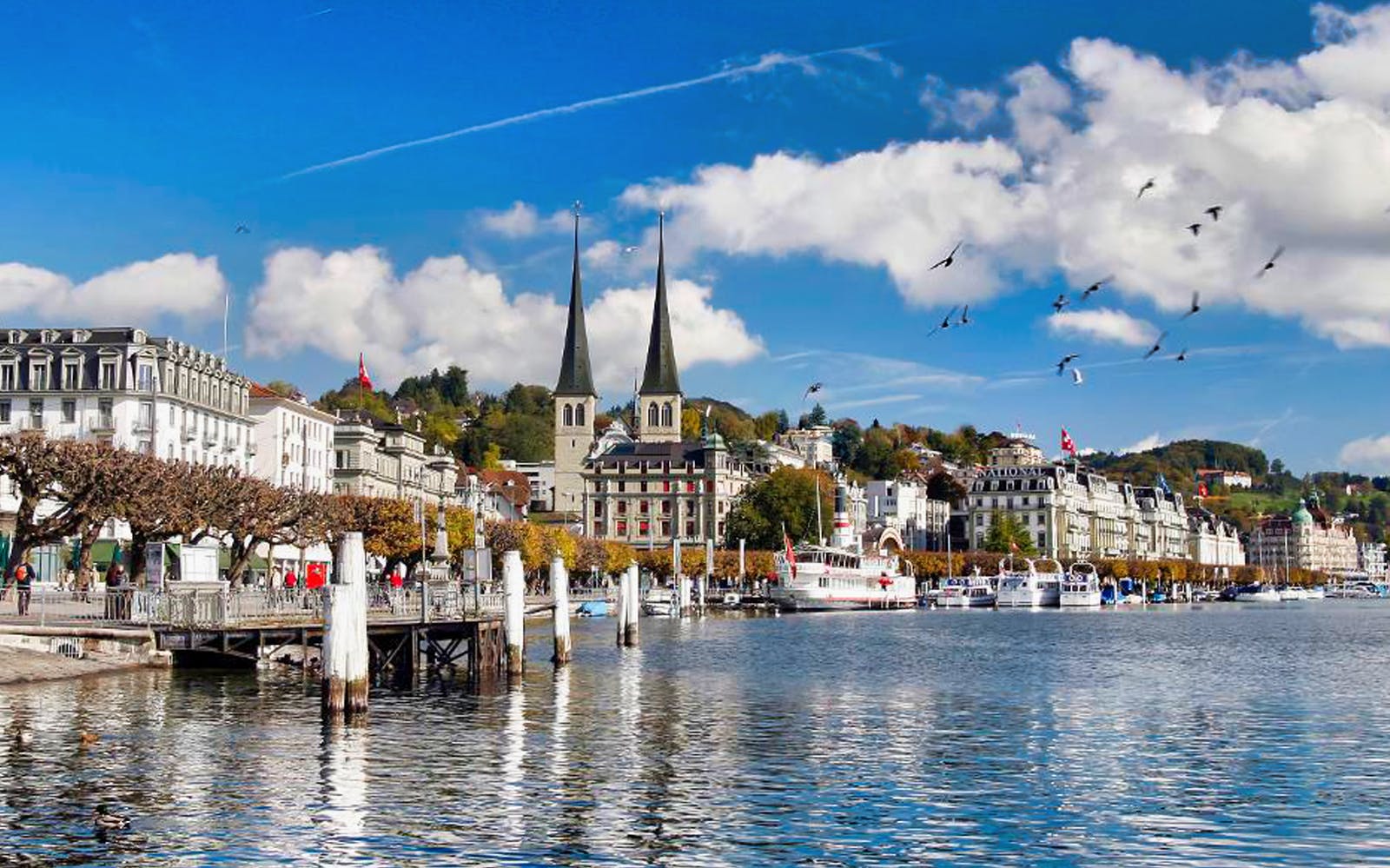 From Zürich: Day Trip to Mt. Bürgenstock & Lake Lucerne with Funicular Ride Image 3