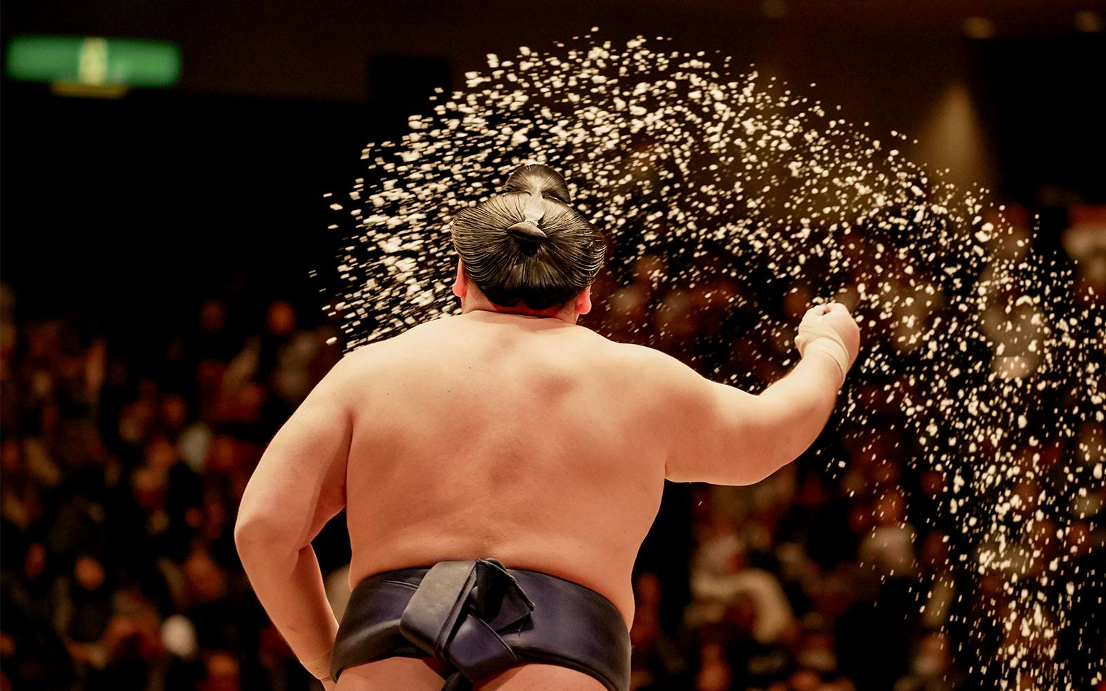 Fukuoka Sumo Tournament LIVE: Reserved Tickets & Private Guide at Fukuoka Kokusai Center (November) Image 3