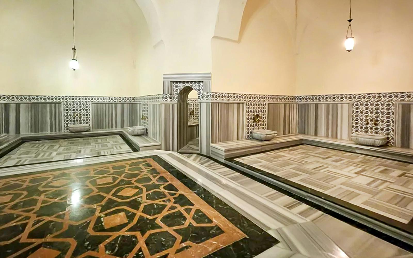 Gedikpasa Hammam: Turkish Bath, Spa, and Massage in Sultanahmet Image 3