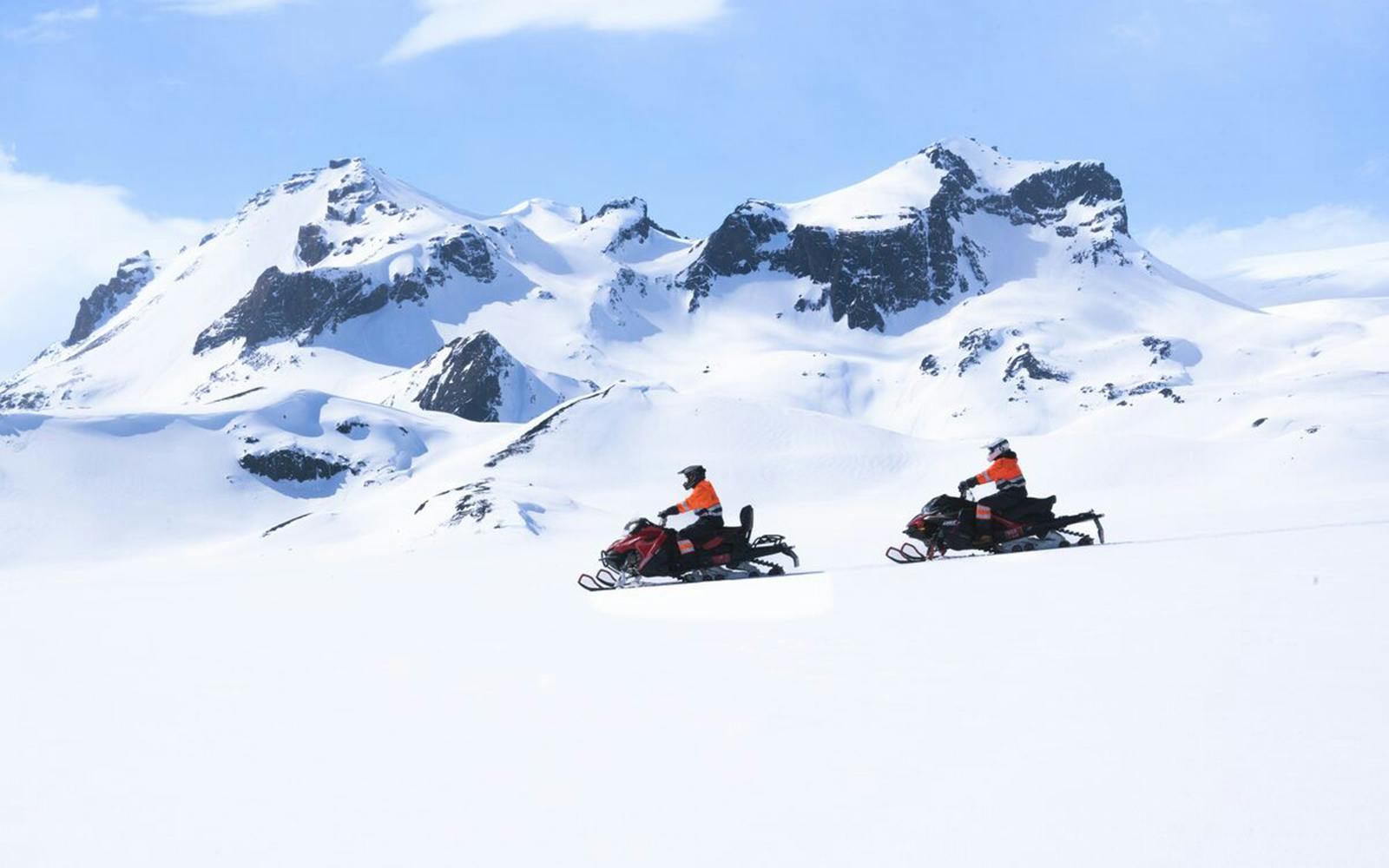 Geysir: Langjokull Glacier Snowmobile Adevnture Tour
Image 9