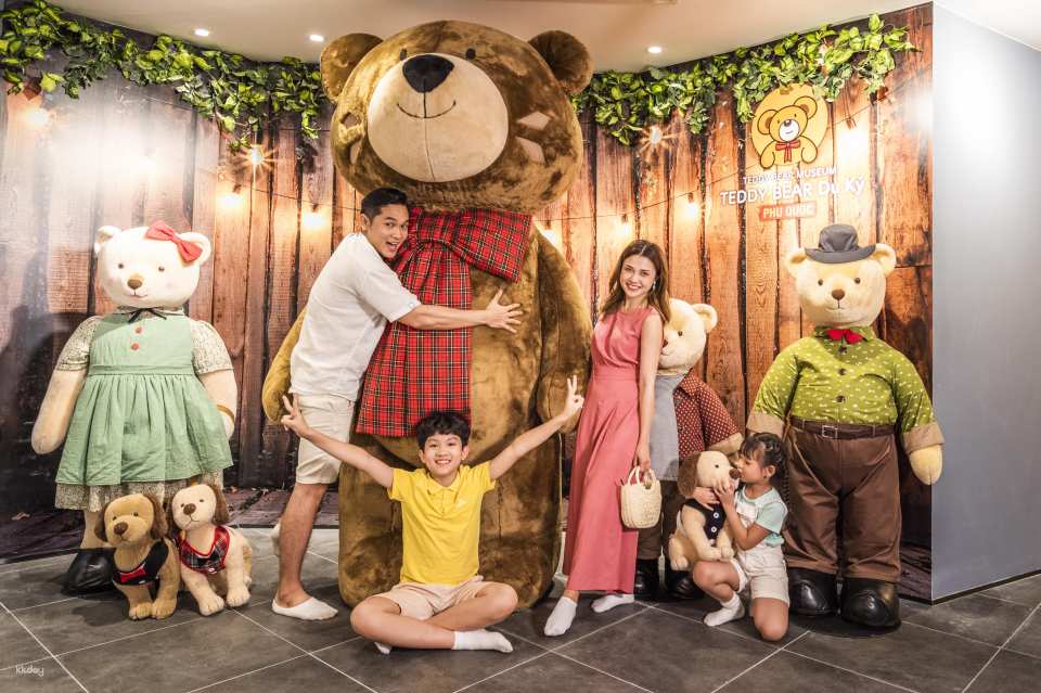Grand World Phu Quoc Attraction Admission Ticket