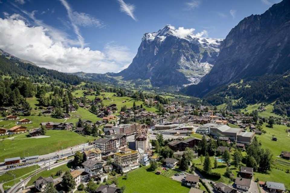 Grindelwald and Mount First full-day adventure from Zurich
