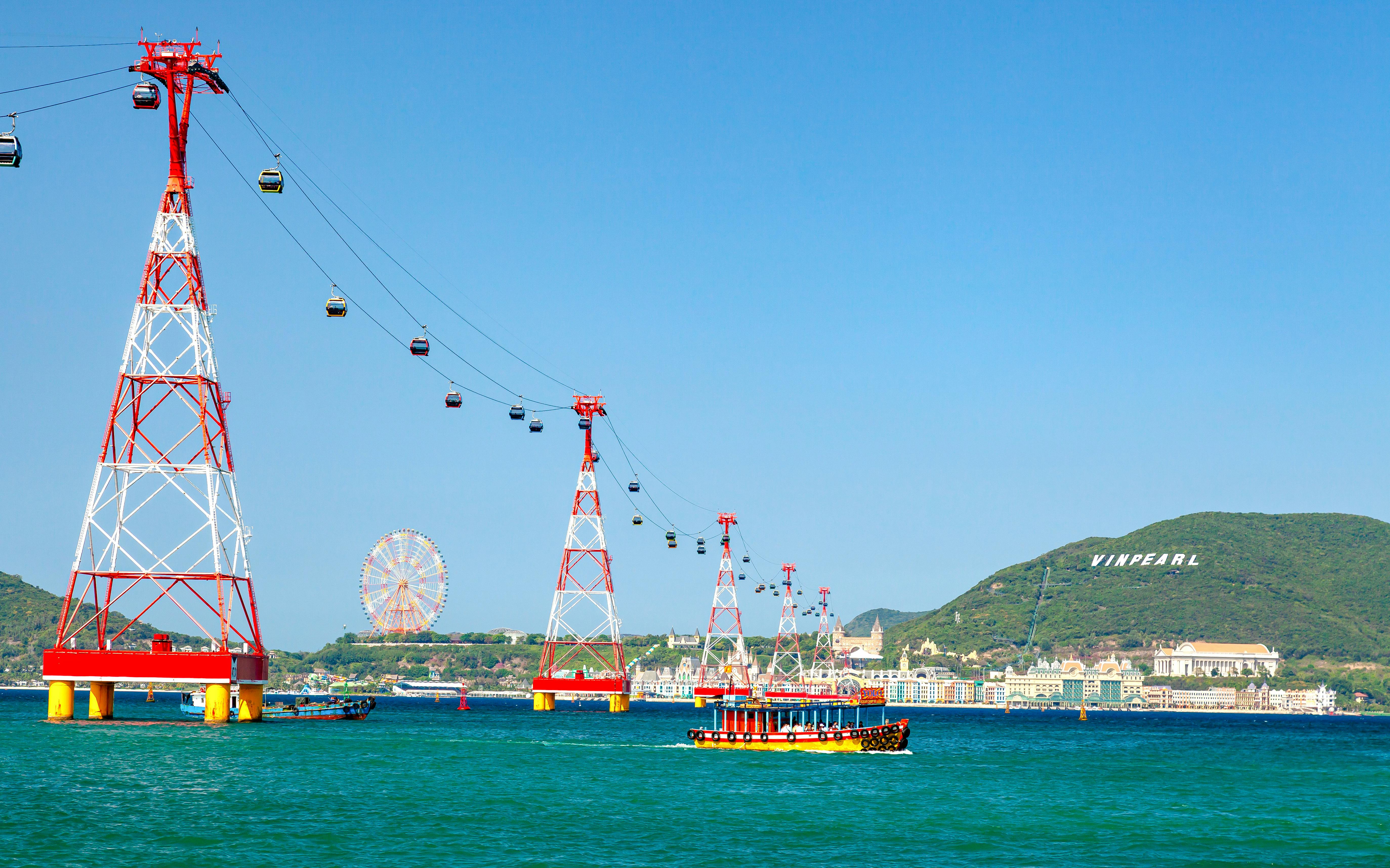 Half-Day VinWonders Pass with Round-Trip Vinpearl Cable Car Tickets Image 6