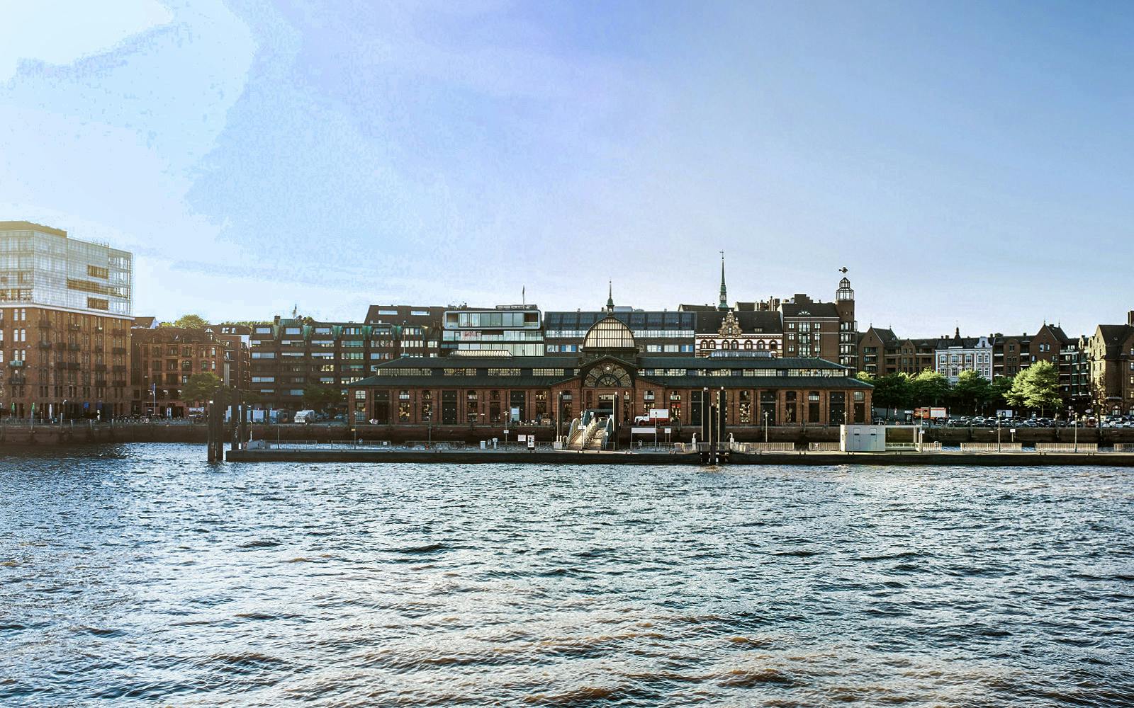 Hamburg Boat Tour with Live Commentary Image 7