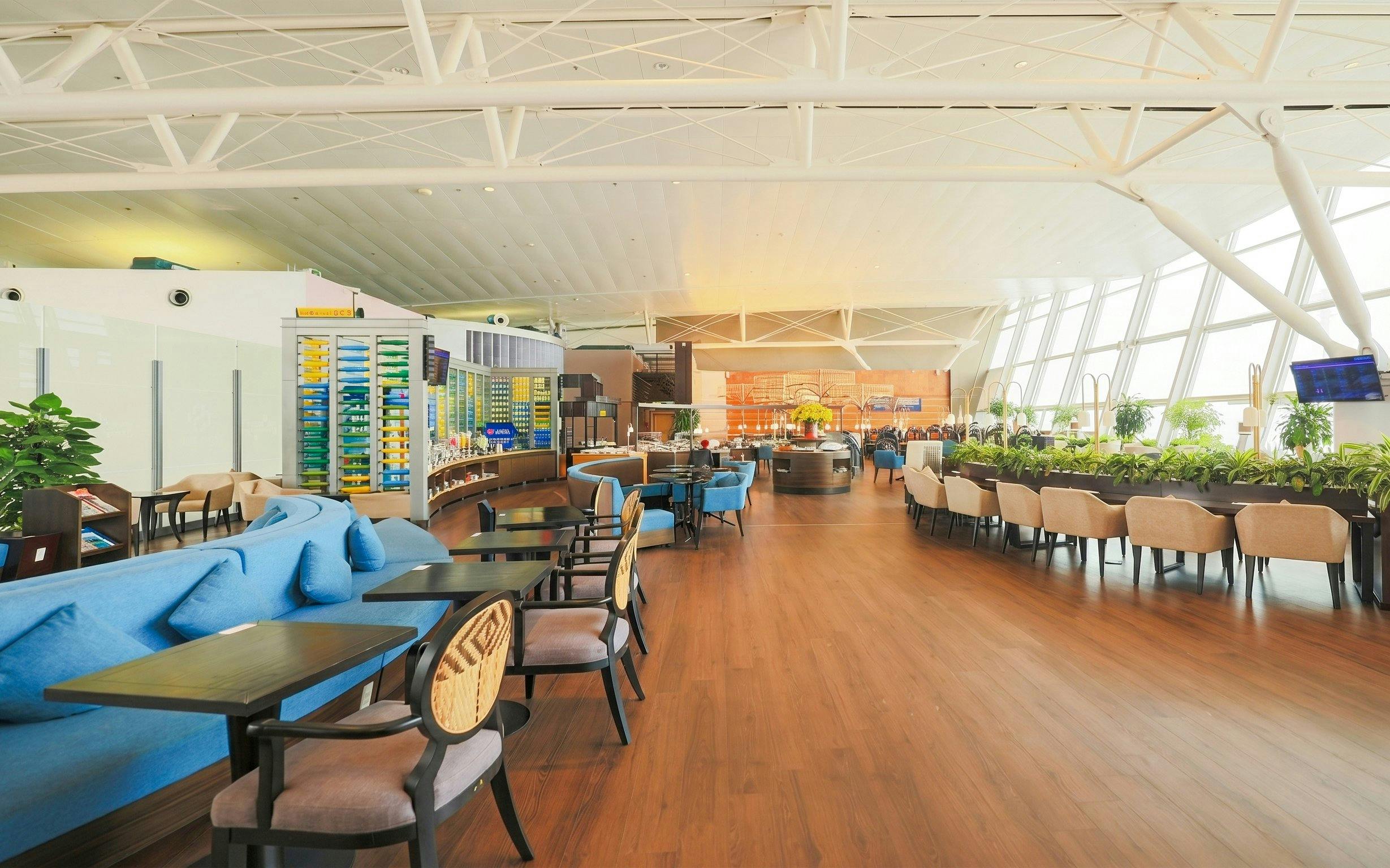 Hanoi Noi Bai International Airport: SH Premium Lounge at Terminal 2 Image 5