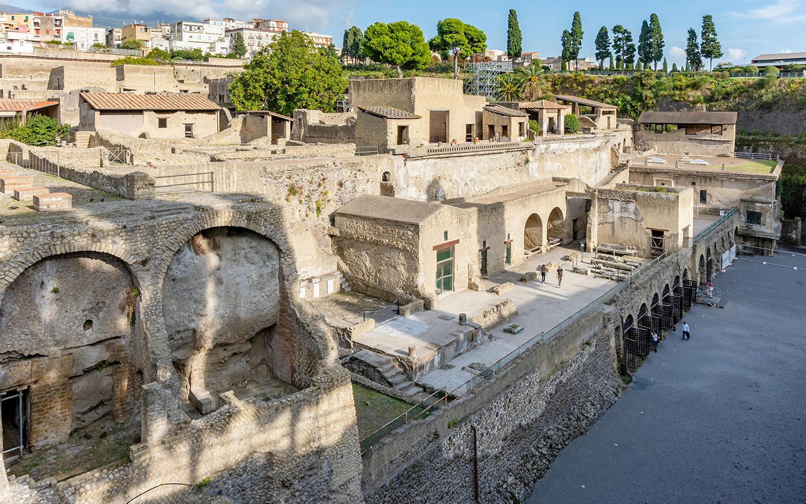 Herculaneum Private Guided Tour with an Archaeologist Image 2