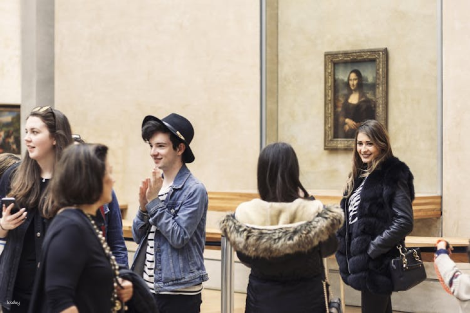 Highlights of the Louvre Group Tour