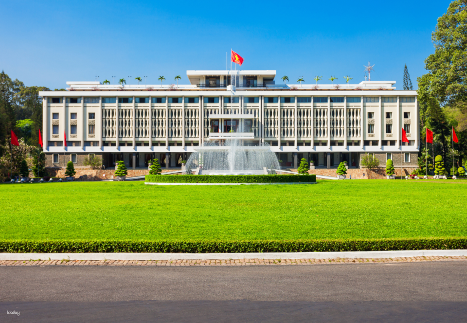 Ho Chi Minh City | Guided Tour with Iconic Spots With Guide