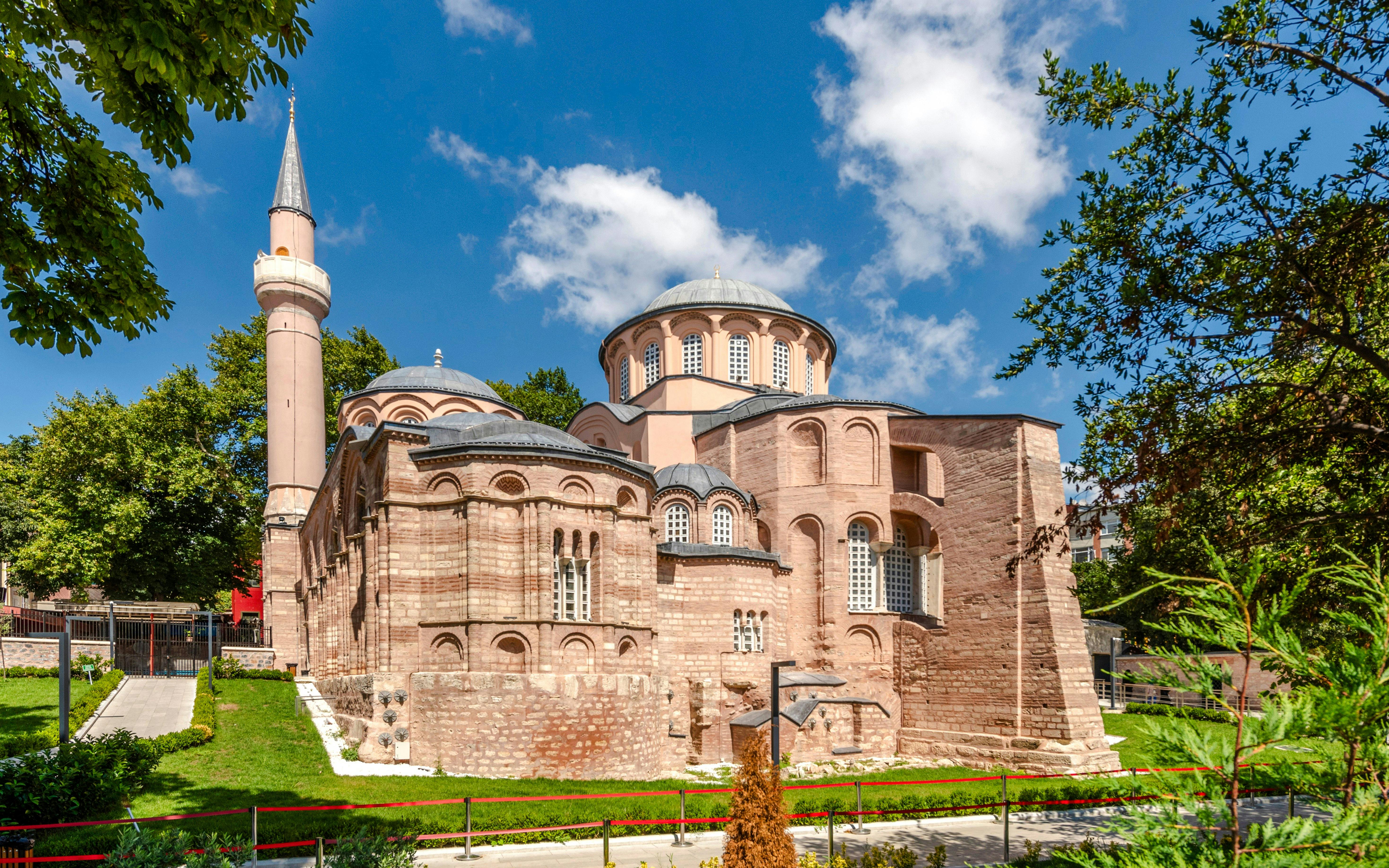 Istanbul Guided Tour with Bosphorus Yacht Cruise Image 5